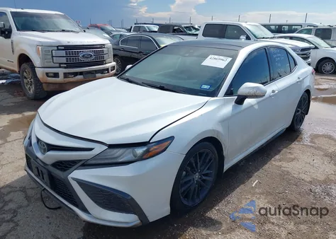 2021 Toyota Camry Xse z USA, uszkodzony, nr VIN 4T1K61AK3MU551191